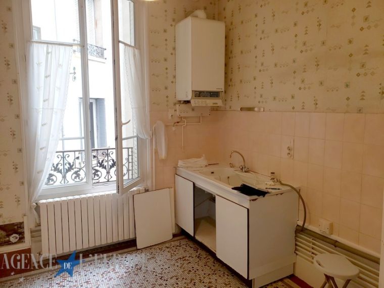 Appartement F4 avec cave et balcons - Vichy centre